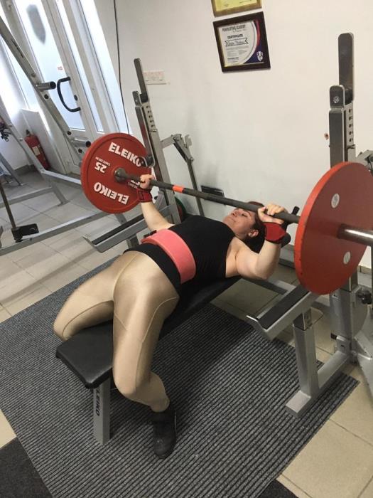 INTERVJU S KRISTINOM HORVAT Članicom Powerlifting kluba Virovitica koja ruši predrasude o ženama koje dižu utege